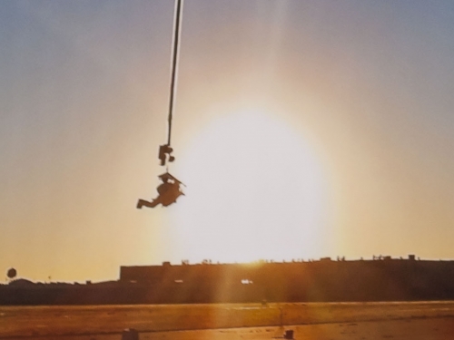 Alan Eustace freefall silhouetted against sun