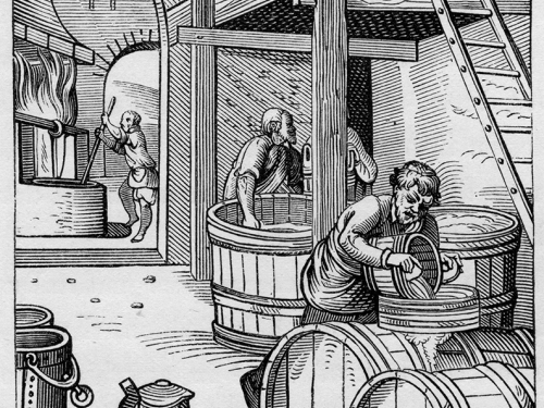 Engraving of a brewer with barrels