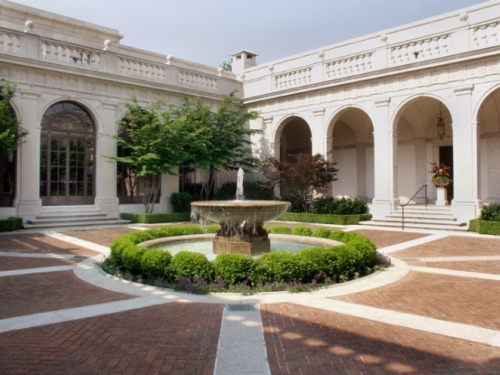 Courtyard with fountain