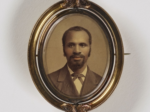 Small portrait of a man