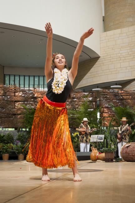Hula dancer