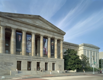 Exterior of the Donald W. Reynolds Center for American Art and Portraiture 1