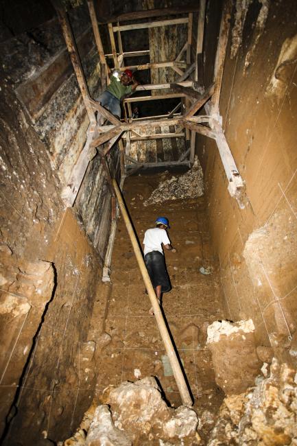 workers in excavation site