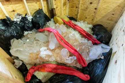 Quartz being shipped in box