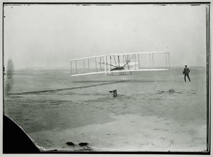 1903 Wright Flyer in Flight